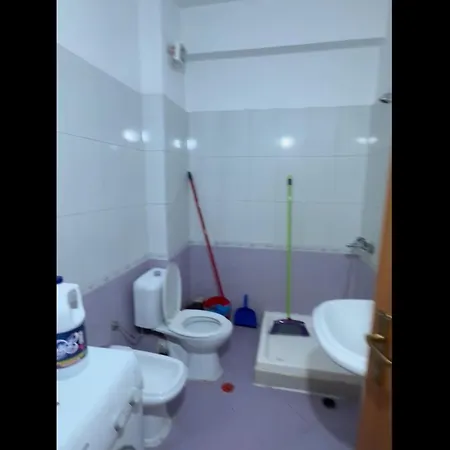 Durres,Apartament Me Qera Daire